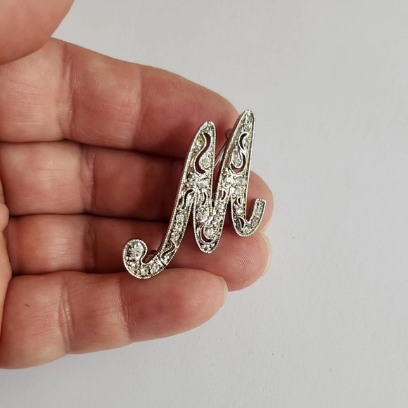 Initial M Brooch Pin By MONET with Fragrance Sachet in Original Box - Picture 3 of 11